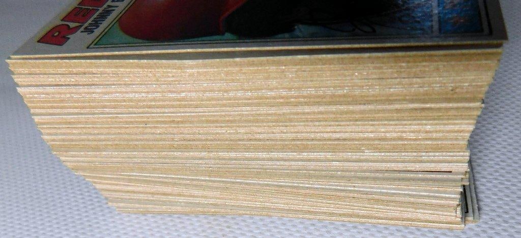100 -Topps Baseball Cards Including Johnny Bench, All 1977 in Near Excellent Condition - 2