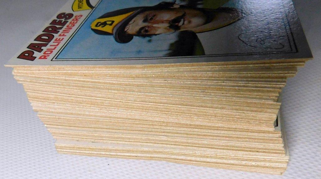 100 -Topps Baseball Cards Including Rollie Fingers, All 1977 in Near Excellent Condition - 2