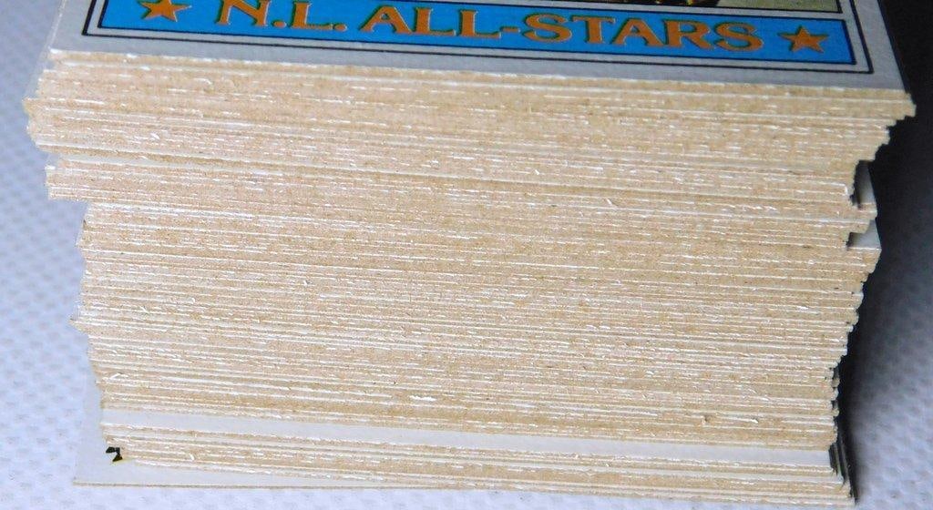 100 - Topps Baseball Cards Including Pete Rose, All 1977 in Near Excellent Condition - 2