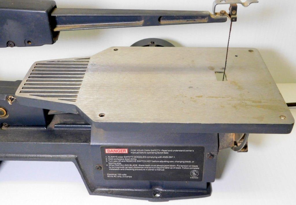 Craftsman 16-Inch Direct Drive Scroll Saw - 3