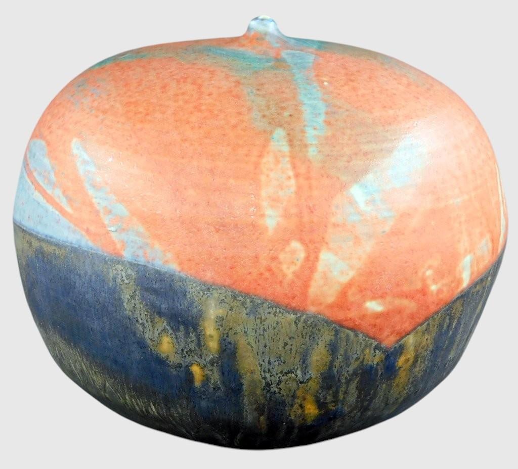 Toshiko Takaezu Closed Form Moon Pot Vessel w/ Rattle - 3