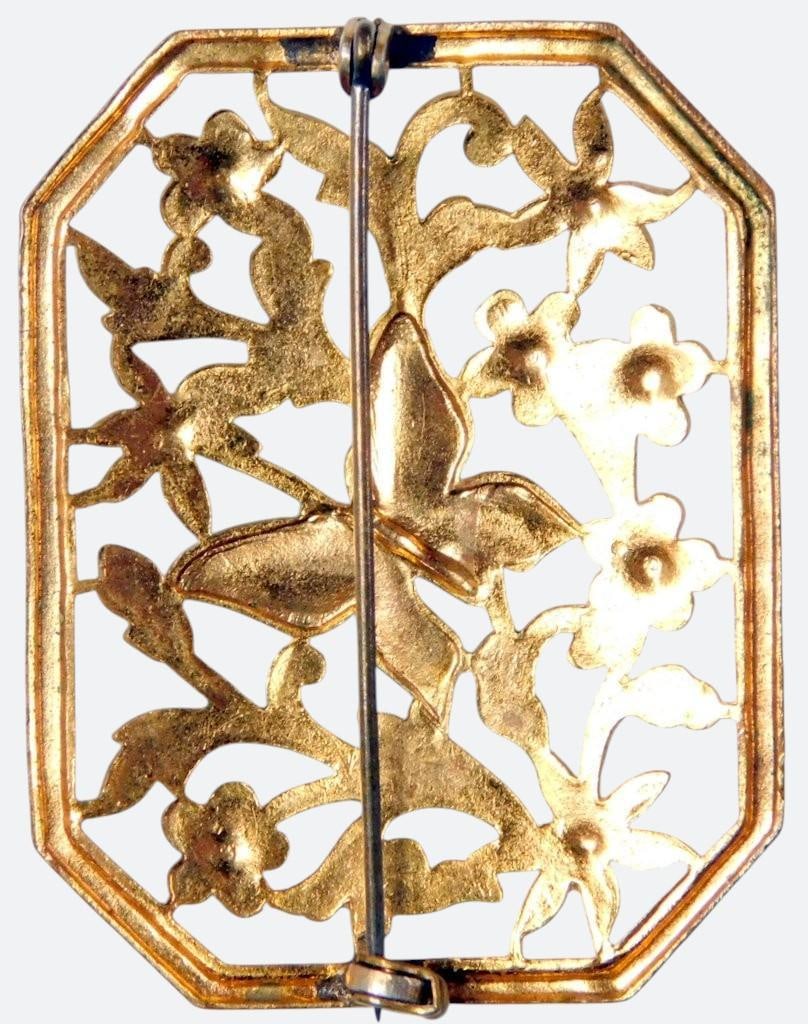 Enamel Brooch and Necklaces Featuring Various Motifs - 3