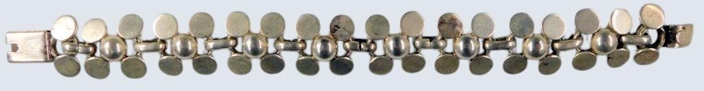 925 Silver Link Bracelet Stamped 'Mexico', '925': Sterling silver link bracelet marked with 925, Mexico Features a design of circular links and central domed elements Secured with a clasp closure, this bracelet is crafted in sterling silver and