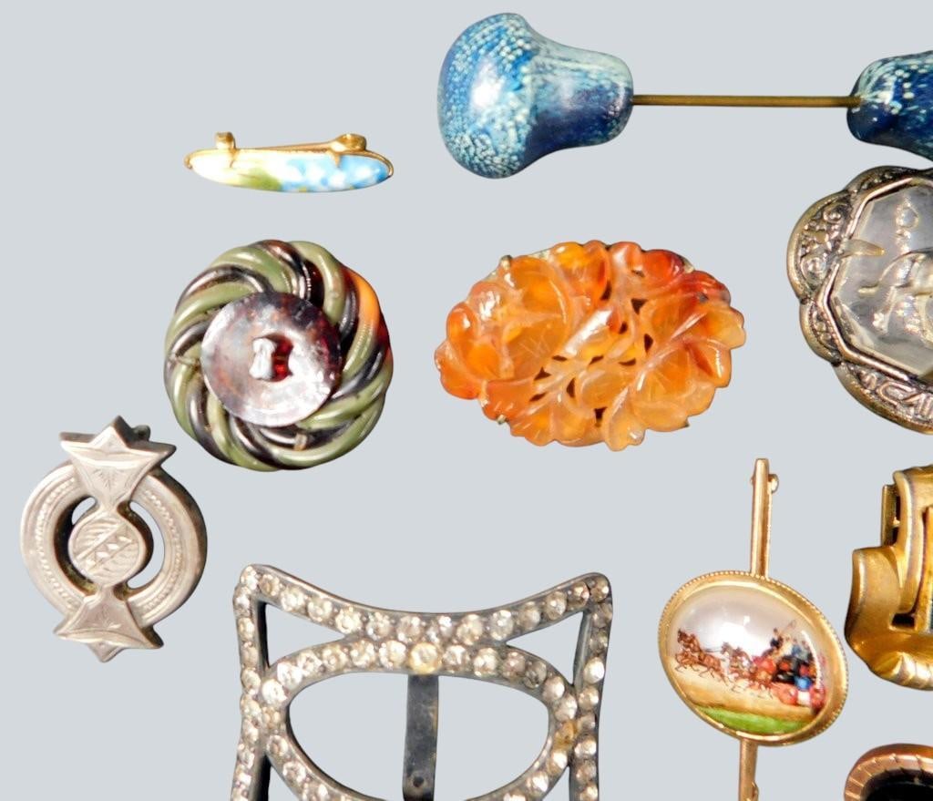 Grouping of Small Decorative Brooches and Accessories - 2