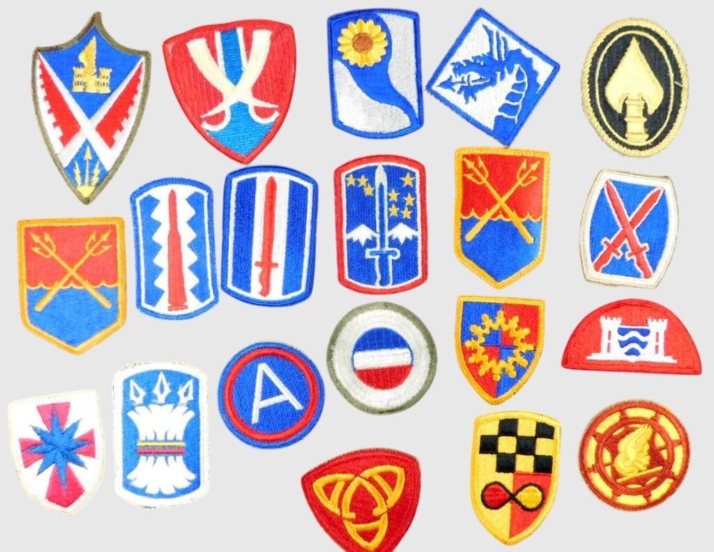 Colorful Military Insignia Patches: 20 embroidered military insignia patches, featuring various shield designs, logos, and symbolic imagery Made from durable fabric, these patches are vibrantly colored and come in assorted sizes and sha