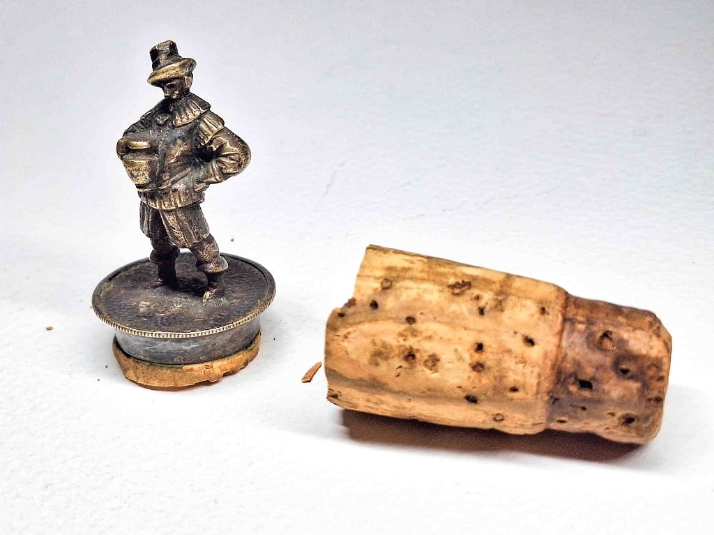 Flaschenverschluss Winzer Mittelalter (1 of 3)