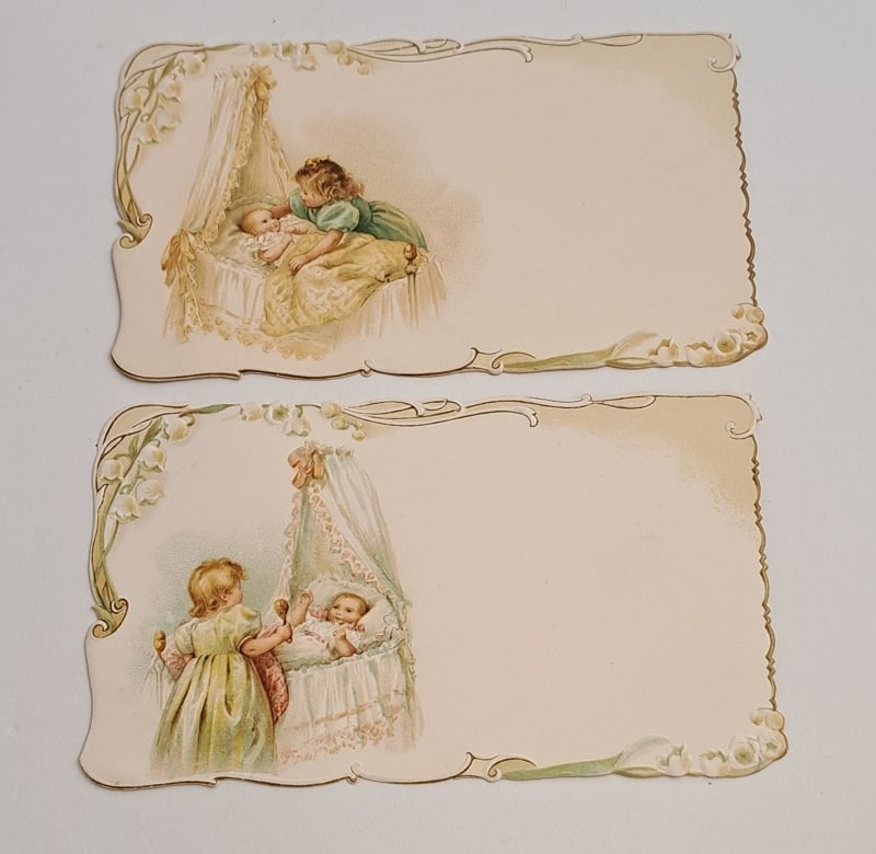 Zwei antike Jugendstil Karten unbeschr.: Zwei antike Jugendstil Karten Postkarten Glückwunschkarten - wohl zur Geburt - Breite ca. 13,3cm, Höhe ca. 8cm, rare, unbeschriebene Sammlerstücke aus Bremer Privatsammlung Interne Nr. A0171400165