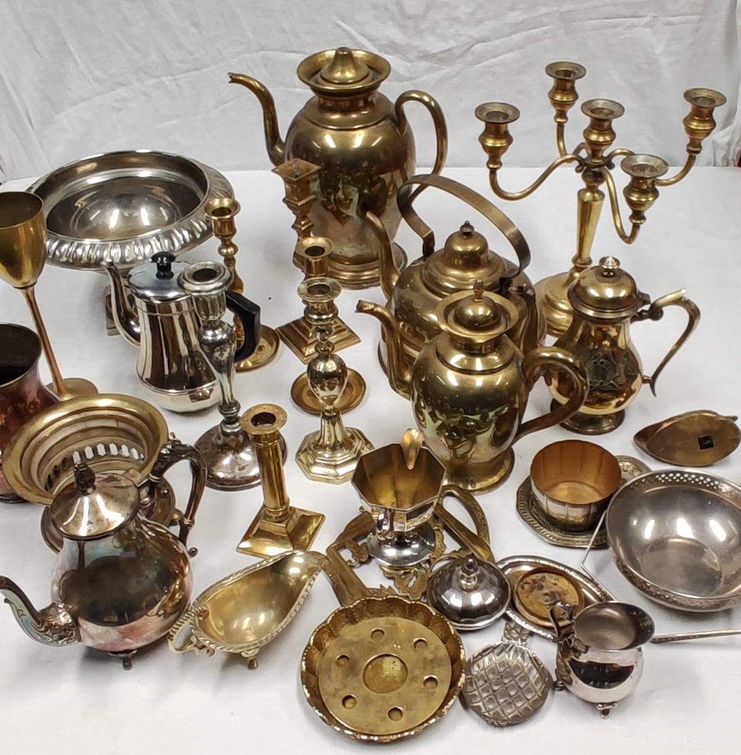 XL Konvolut Messing: Großes Konvolut Messing versch. Epochen, Hersteller etc. Interne Nr. A0171400020