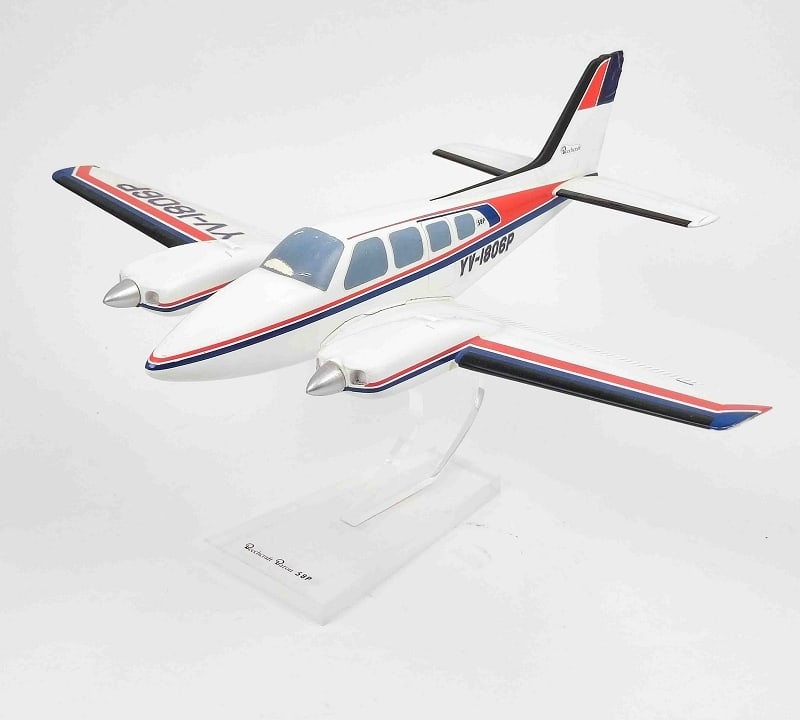 Modellflugzeug Beechcraft 58P (1 of 3)