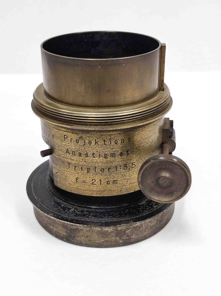 Antikes Liesegang Messing Objektiv: Aus Fotografen Nachlass antikes Steinheil München, Liesegang Düsseldorf Objektiv Messingobjektiv Höhe ca. 12cm , Ø ca. 7cm, Ø ca. 9,7cm, Gewicht ca. 1270g, Weitenregulierung ca. 3,5 - 50m, guter