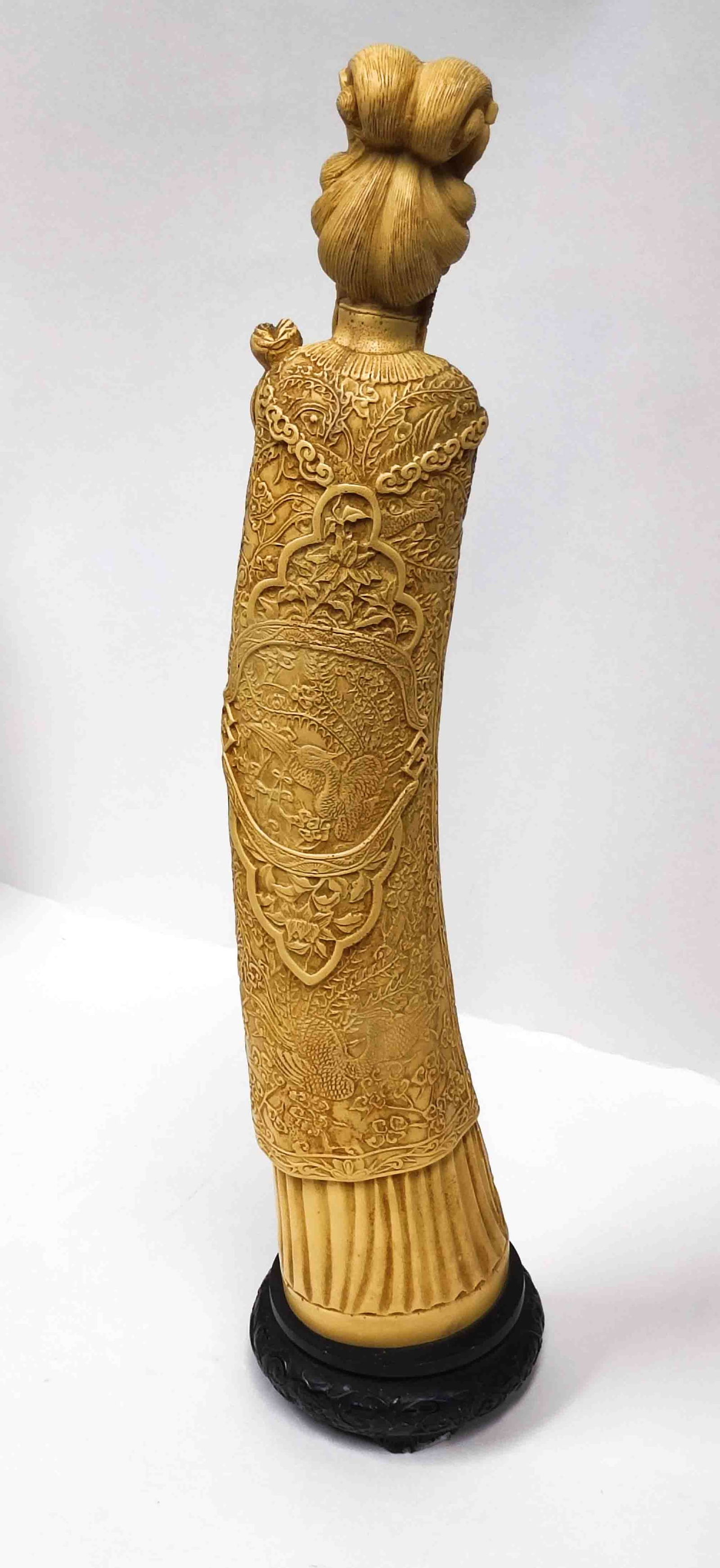 XL Alabaster Figur - 3