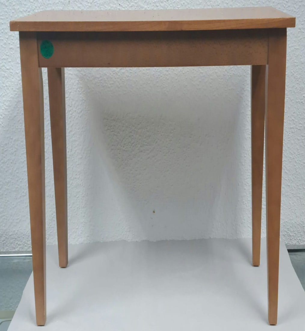 Mid Century Beistelltisch: Mid Century Beistelltisch, Holztisch massiv, Maße ca. 61 x 32 x 55cm, Gebrauchsspuren Interne Nr. A0160900003