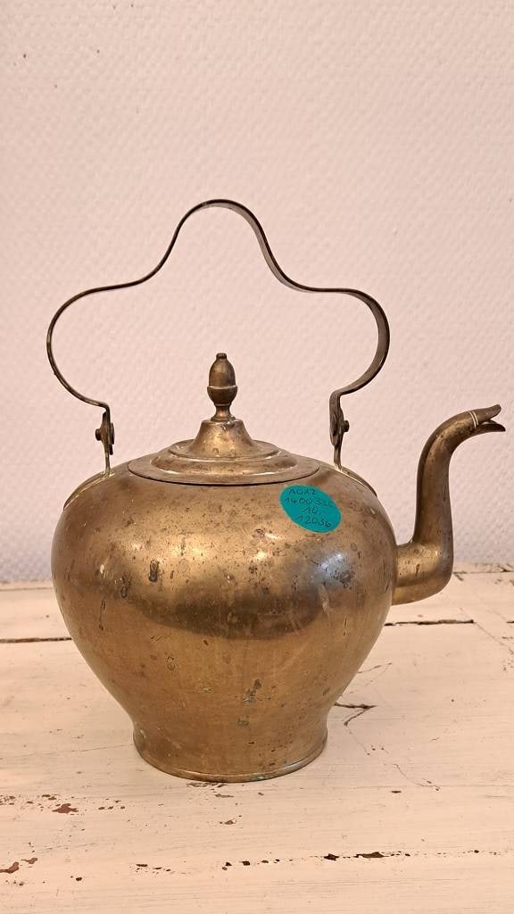Antiker Messing Teekessel: Antiker Messing Teekessel, Maße ca. 21 x 23cm Interne Nummer A0171400335