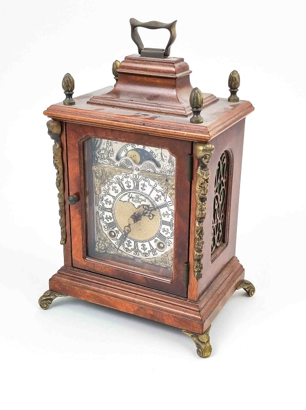 WUBA Tischuhr: Warmink WUBA Tischuhr Kaminuhr, Gehäuse Nußbaum mit Mondphase, Maße ca. 23cm hoch, ca. 17cm breit, ca. 13cm tief, ohne Schlüssel Interne Nummer A0171500026