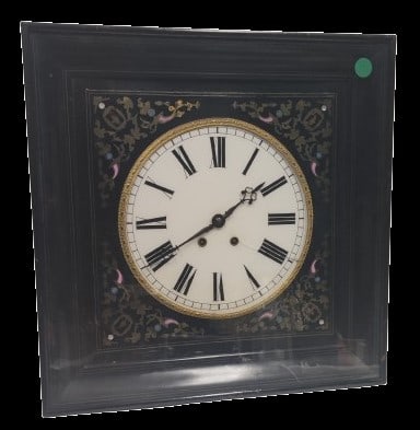 Antike Comtoise Uhr: Antike Comtoise Uhr, französische feuervergoldete Wanduhr / Pendeluhr, mechanisches Uhrwerk, Maße ca. 59 x 59 x 15cm, inkl. Schlüssel, regelmäßig von Fachwerstätten für Uhren geölt und überho