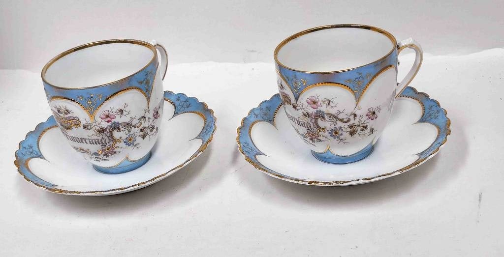 2 antike Porzellan Erinnerungs Tassen (1 of 2)