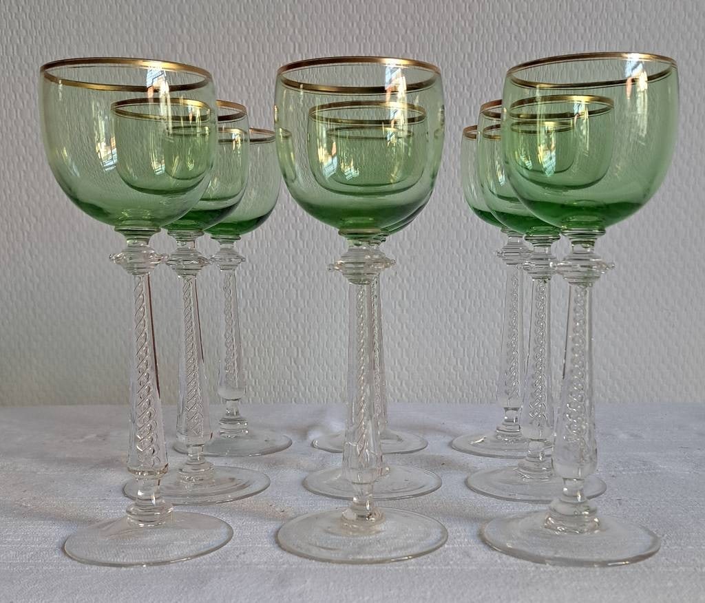 Neun antike Weingläser - 2