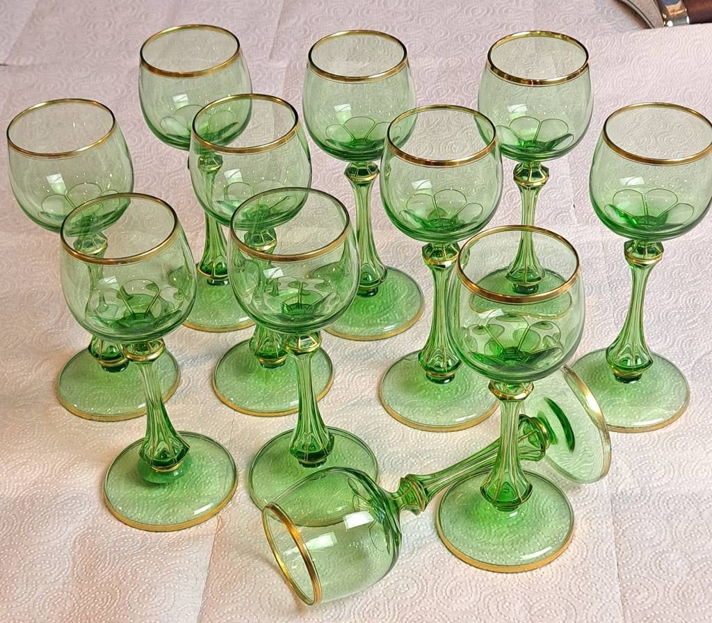 Neun antike Weingläser - 3