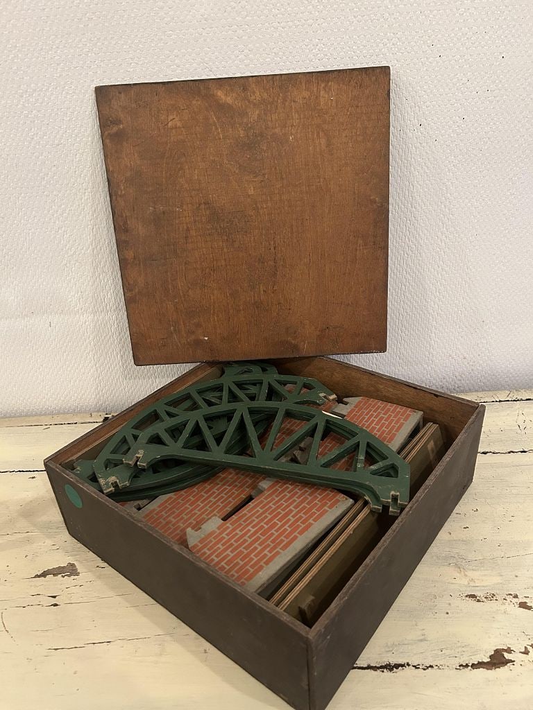 Holzspielzeug (1 of 3)