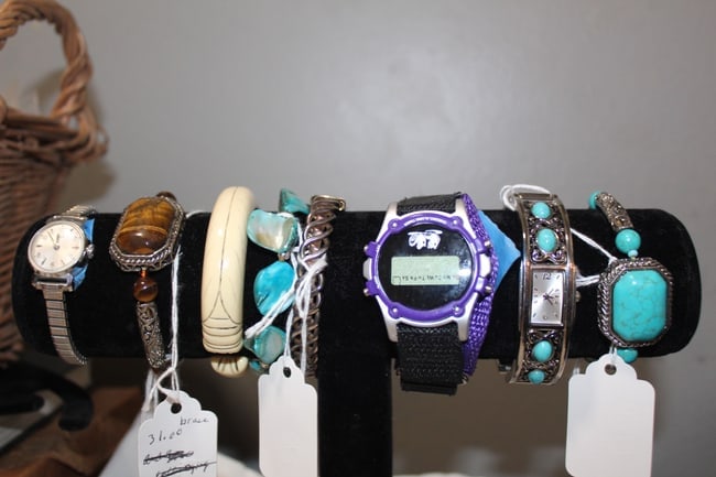 Lot of 8 Watches and Bracelets (1 of 3)