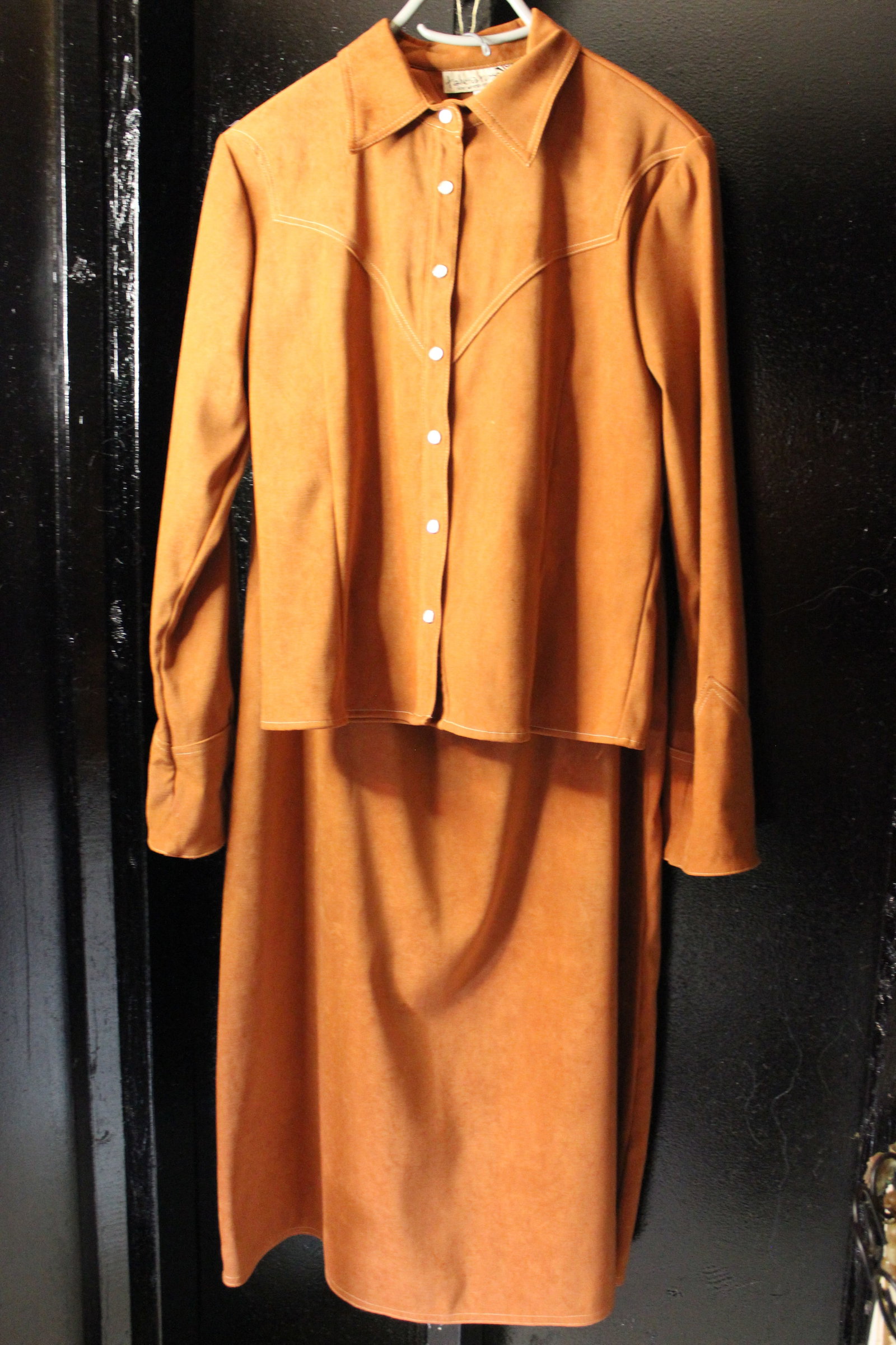 Talusa Rose Fort Worth Texas Rust Skirt Set SIZE M (1 of 3)