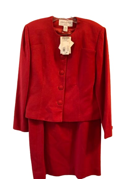 VINTAGE Jones New York Red Suit Skirt Set SIZE 14P NWT (1 of 1)