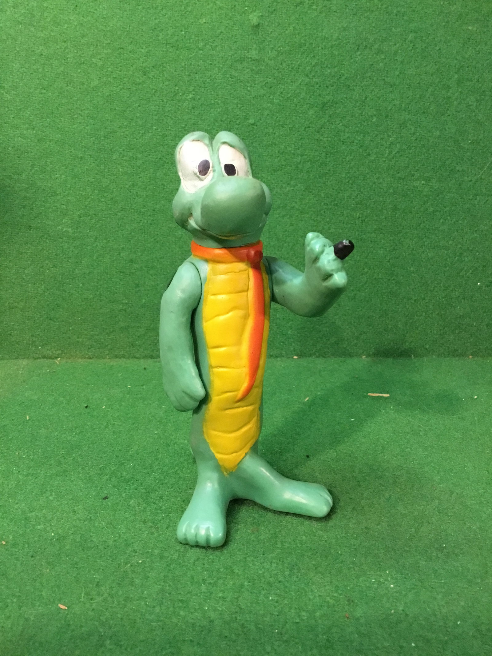 Vintage 1969 Walt Kelly Albert Alligator w/ Movable Cigar 1969: C. 1969 Walt Kelly Albert Alligator plastic figurine with movable cigar. This item is in great condition with minimal wear consistent with age.