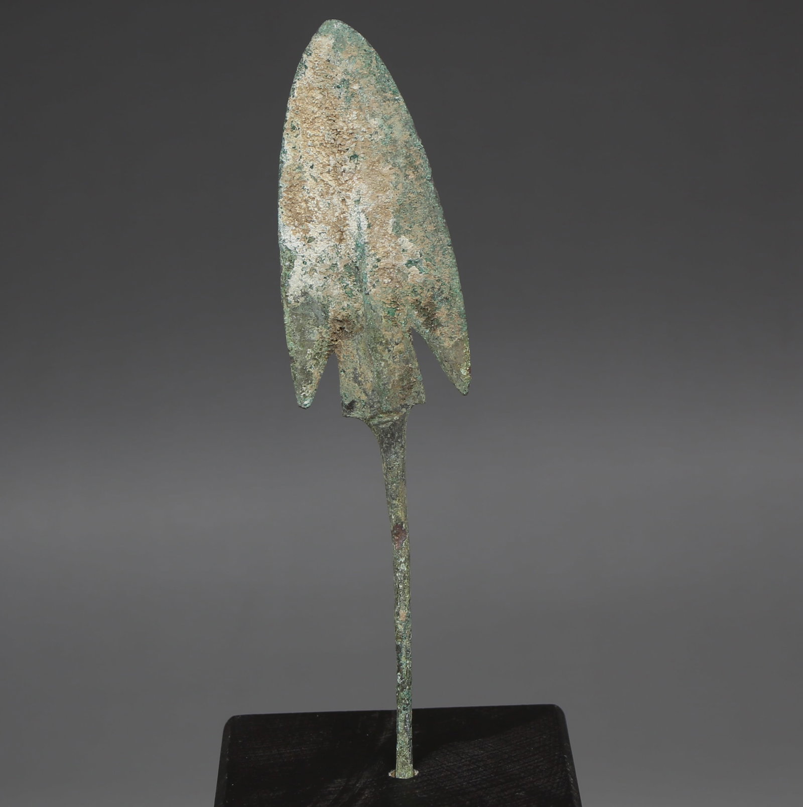Elamite arrowhead (1 of 4)