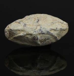 Greek sling bullet with fulmen (thunderbolt): ITEM: Sling bullet with fulmen (thunderbolt) MATERIAL: Lead CULTURE: Greek PERIOD: 4th Century A.D DIMENSIONS: 14 mm x 32 mm CONDITION: Good condition PROVENANCE: Ex Austrian private collection,
