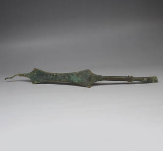 Roman simpulum handle with duck terminal: ITEM: Simpulum handle with duck terminal MATERIAL: Bronze CULTURE: Roman PERIOD: 1st Century B.C DIMENSIONS: 286 mm x 30 mm CONDITION: Good condition PROVENANCE: Ex European private collection, Ex