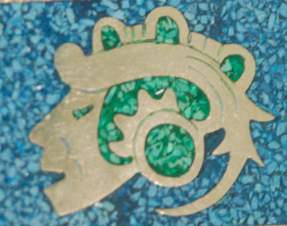 vintage estate jewelry: silver belt buckle: marked Alpaca Mexico silver, blue Turquoise and green Jade(?) chips belt buckle design with faceabout 2 1/4" long