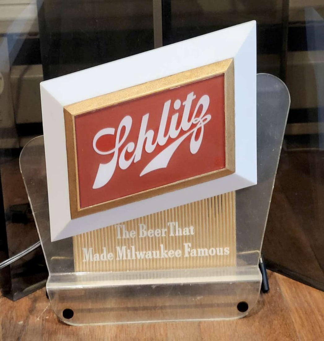 vintage Schlitz light up beer store display sign (1 of 7)