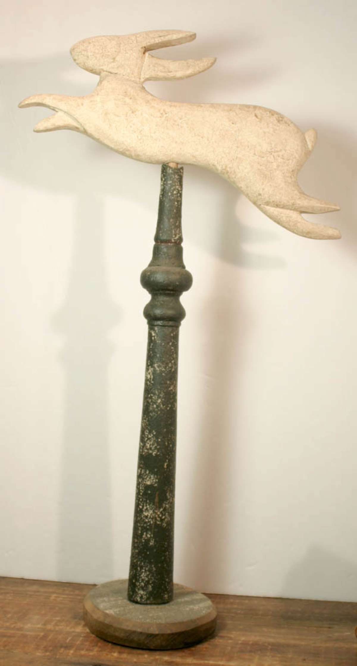 vintage Folk Art carved bunny rabbit (1 of 11)