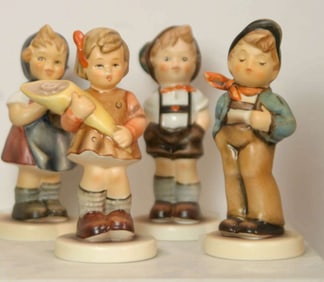 set of 4 vintage Goebel Hummel figurines