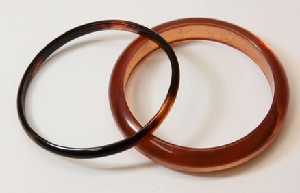 vintage estate jewelry: Lucite bracelets