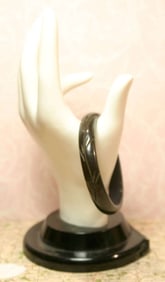 vintage estate jewelry: Bakelite bracelet