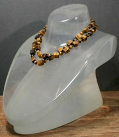 vintage estate jewelry: Tiger Eye necklace