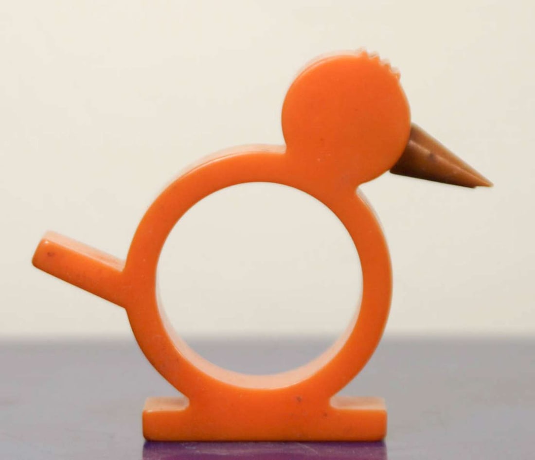 antique Bakelite napkin ring (1 of 5)