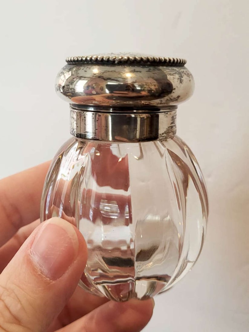 antique silver topped dresser glass jar (1 of 7)