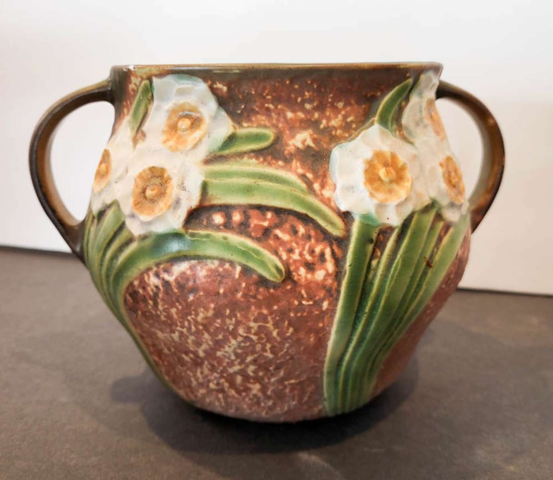 antique Roseville pottery vase (1 of 7)