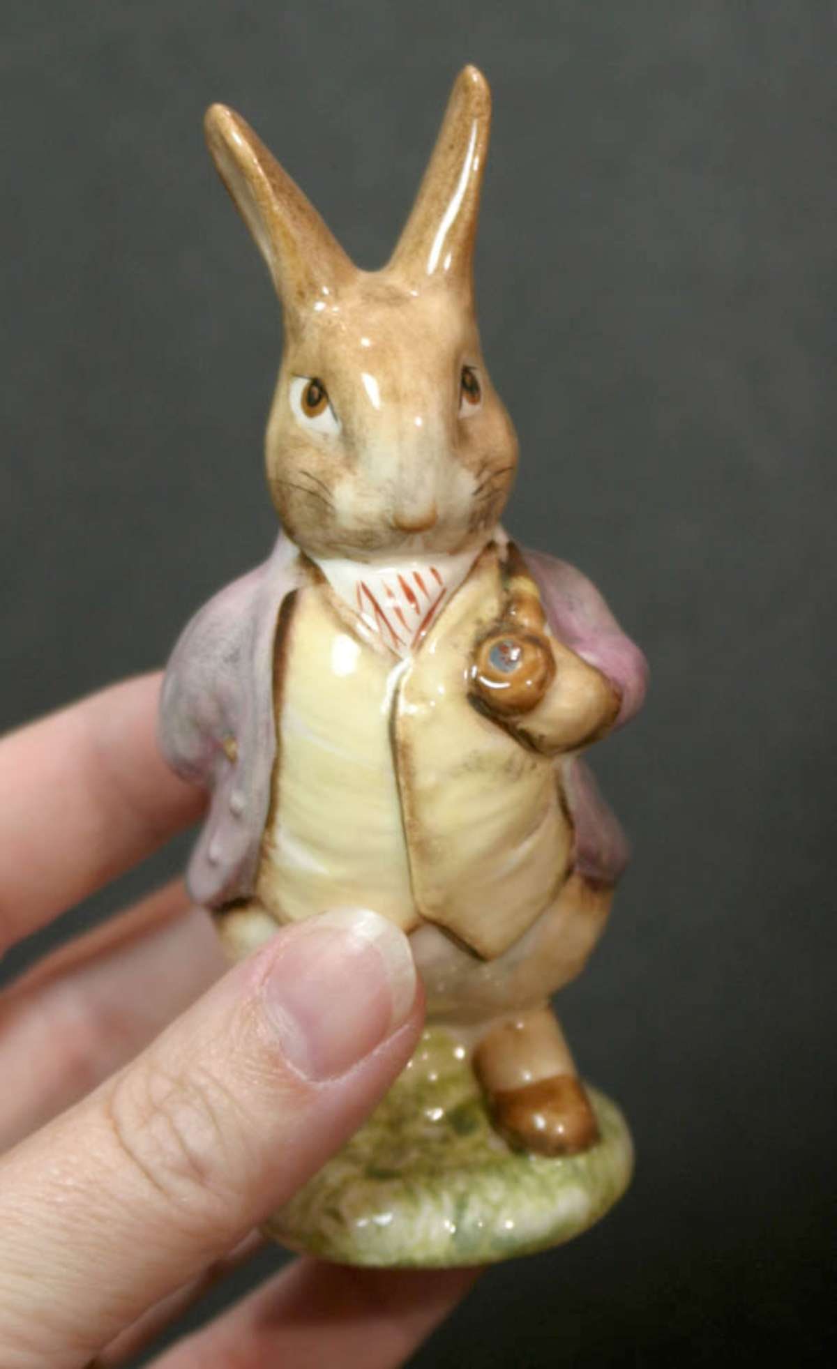 vintage Beatrix Potter figural bunny statue (1 of 7)