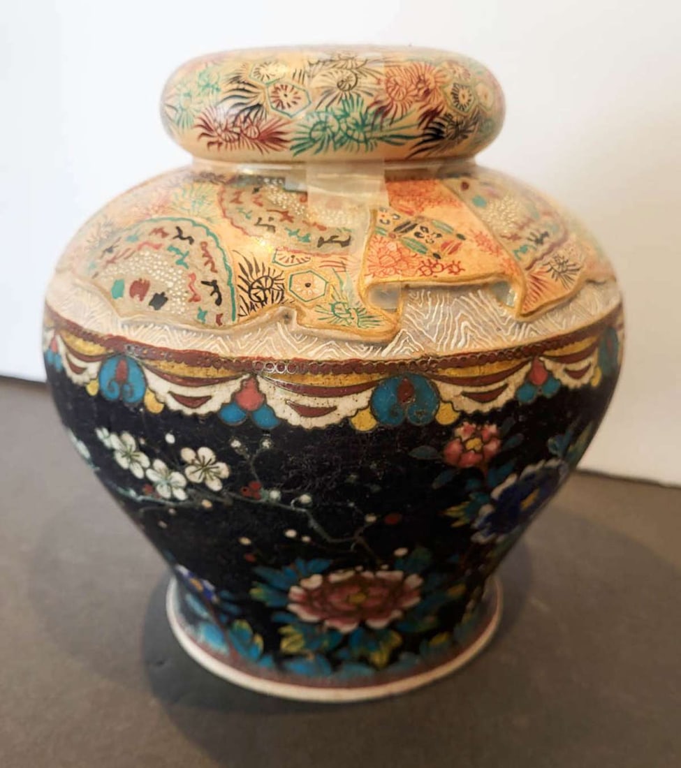 antique Japanese cloisonne ginger jar (1 of 10)