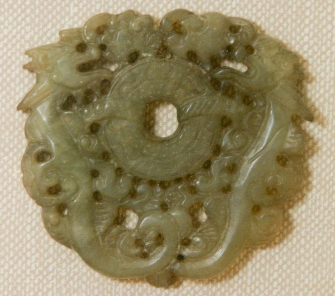 vintage or antique Asian Jade amulet (1 of 6)