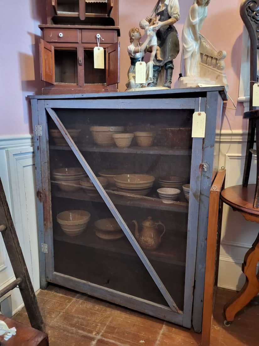 blue painted Primitive pie safe cupboard (1 of 8)