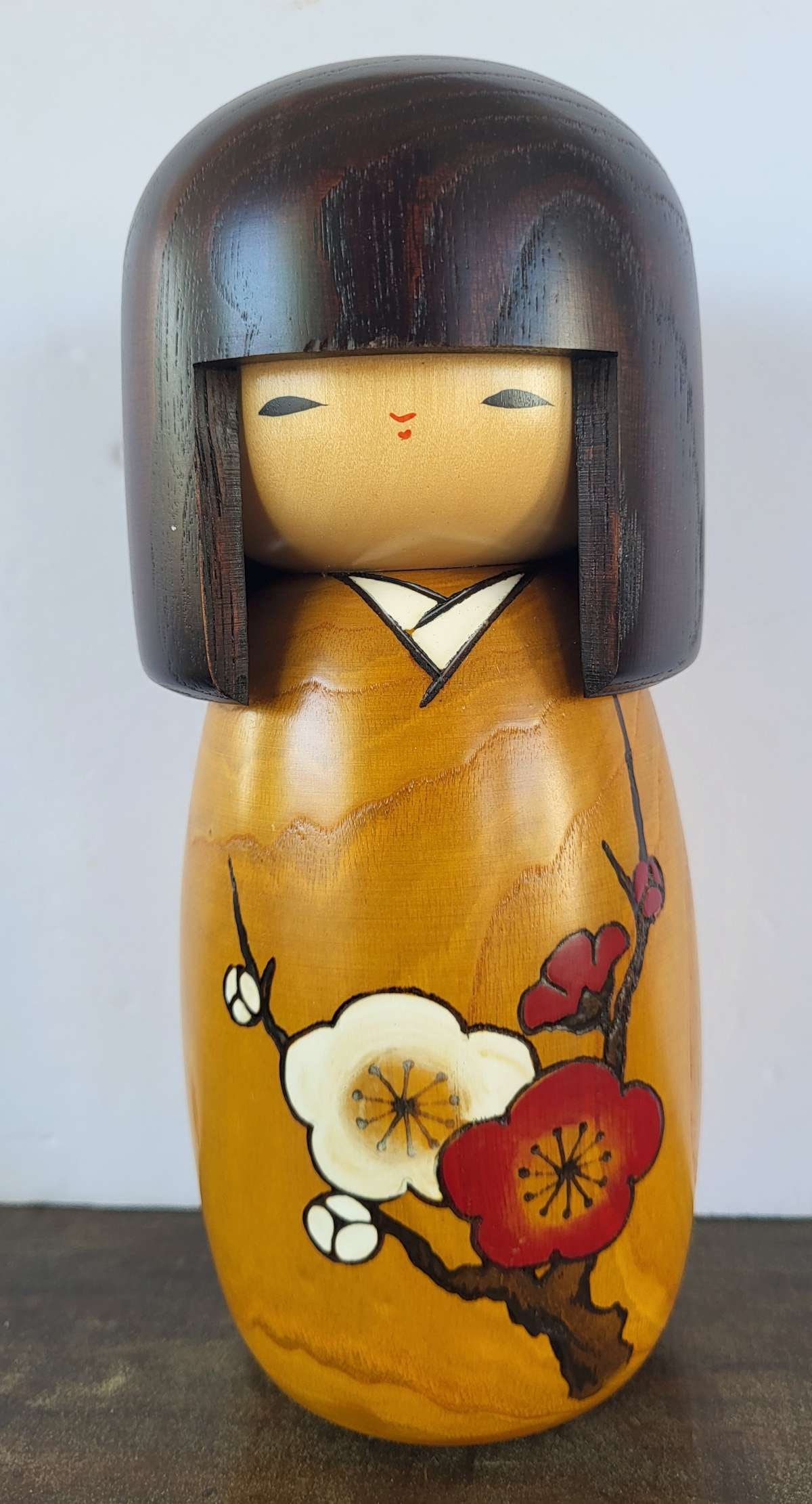 Two Japanese shunga figures around 1900, ivory carved in