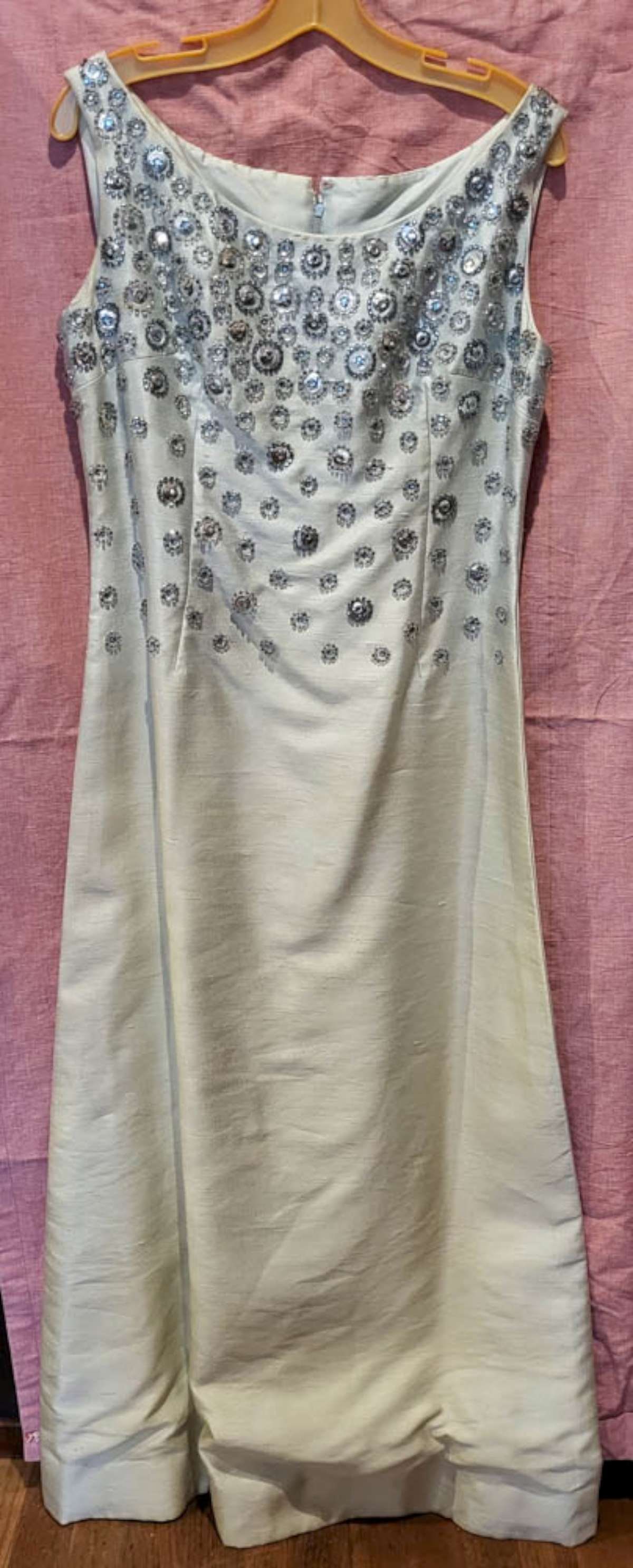 vintage cocktail dress with sequins (1 of 9)