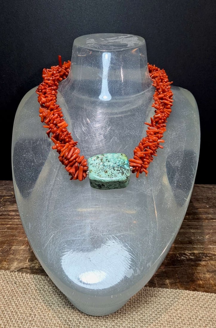 vintage estate jewelry: Coral necklace: vintage orange toned multistrand Coral spines with Turquoise nugget center stone, simple metal claw closure