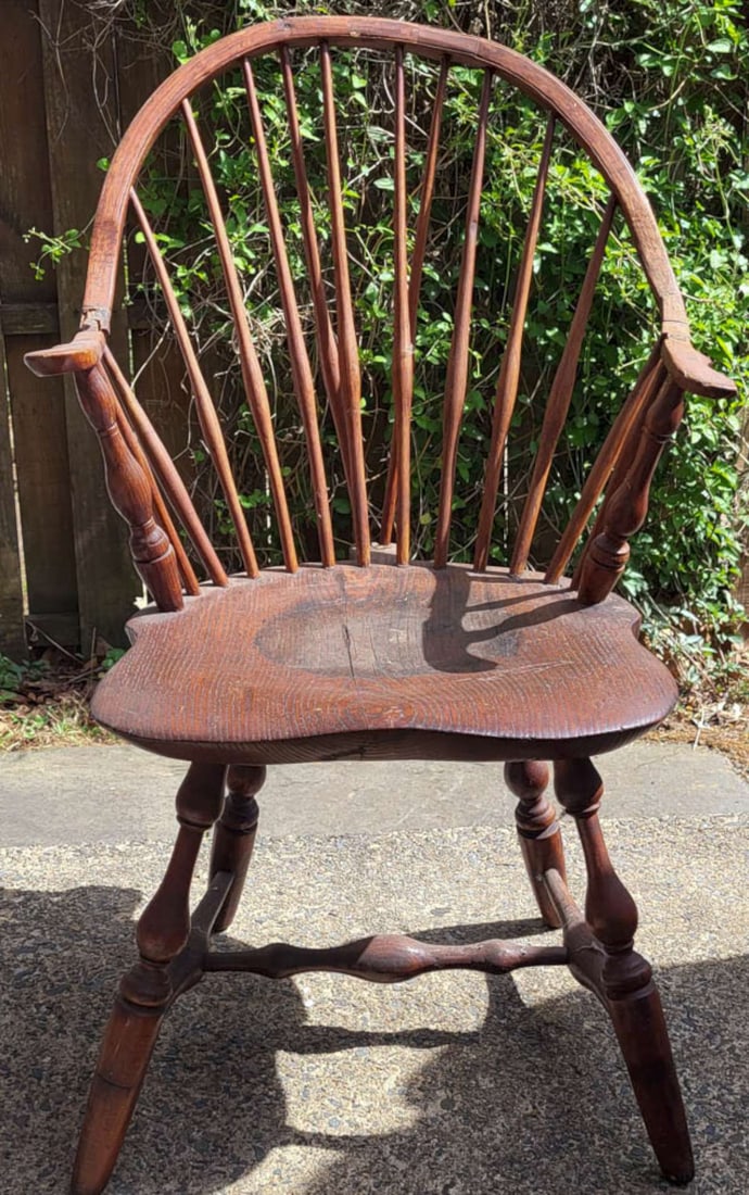 antique Rhode Island braced back Windsor chair (1 of 11)