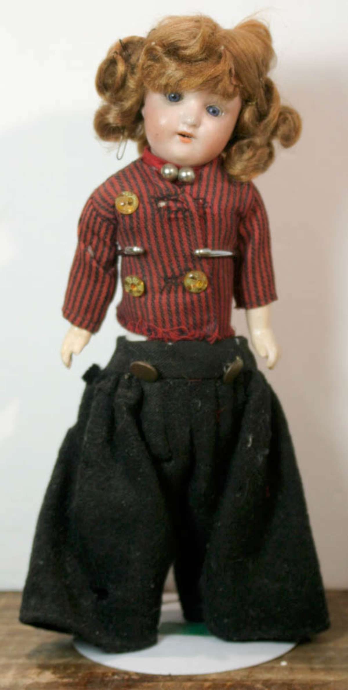antique girl doll by Schoenau and Hoffmeister: back of the head marked as shown S (star with PB inside) H 1909 and 10/0 (or 70/0?) Germany, this is a cute little girl doll with porcelain head with blue glass eyes and open mouth with teeth sh