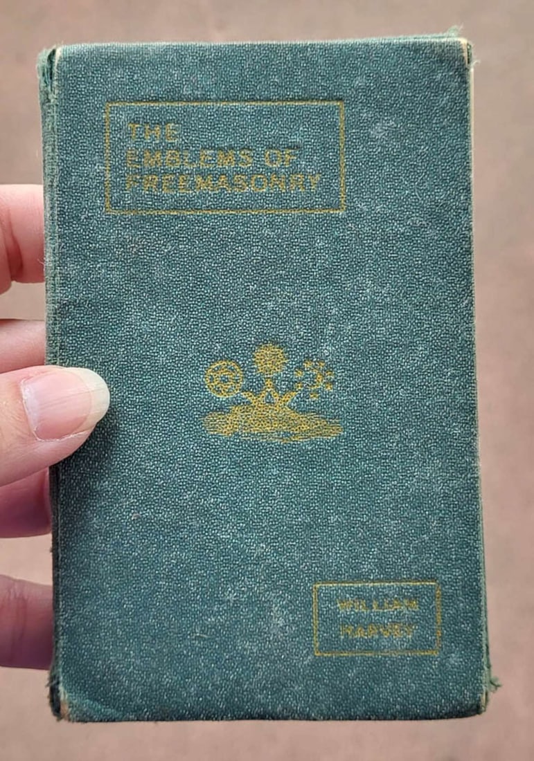 antique Masonic booklet from Scotland (1 of 11)